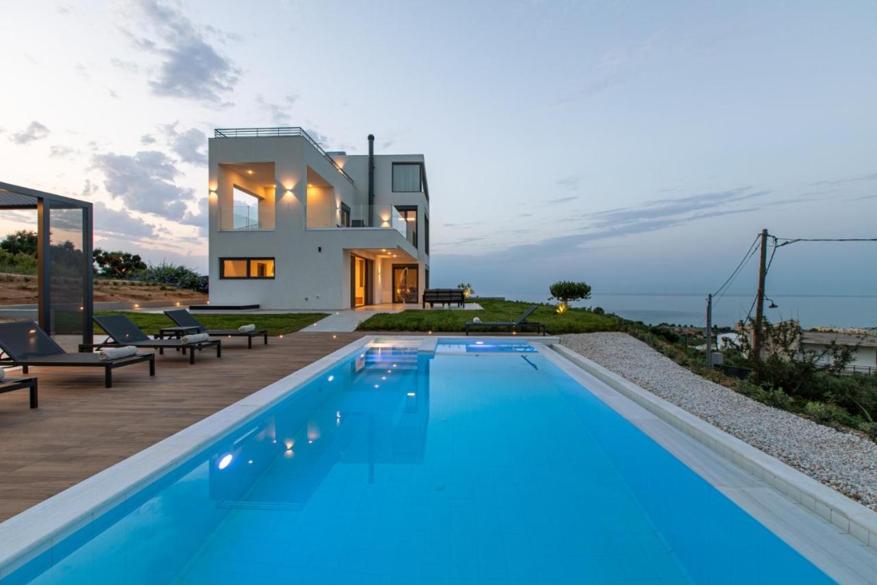 107 - Homeleader * Maleme (Crete)