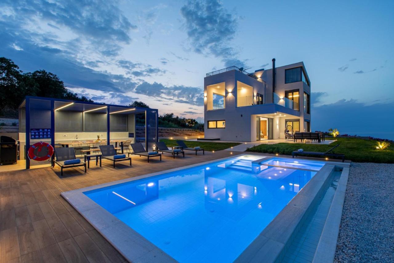 107 - Homeleader Villa *